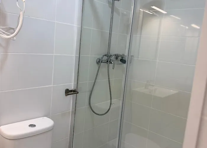 Almirante Reis 4 Andar - Arroios 民宿